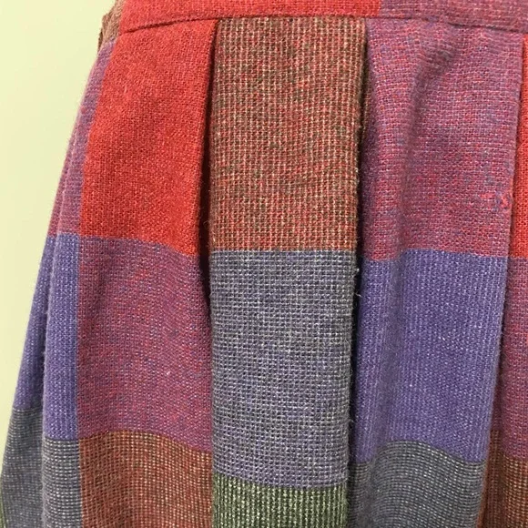 VINTAGE 1970’s Plaid Wool Pleated Midi Skirt Jewel Tone Red Purple Size SMALL - Picture 4 of 11